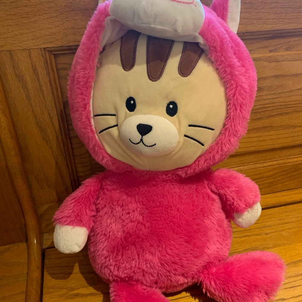 Spark kitten plushy with a unicorn outfit